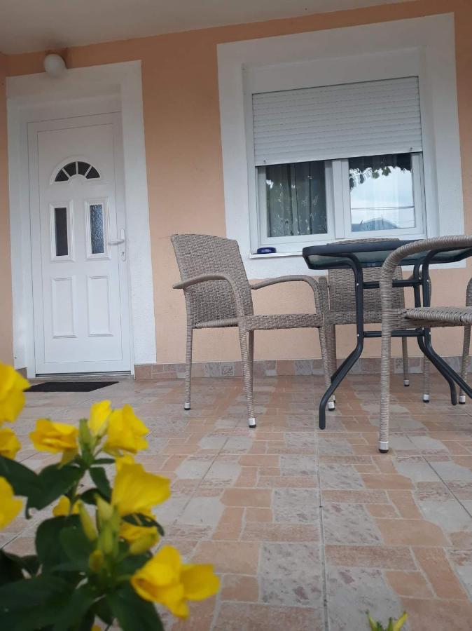 Apartment Tanja Требинье Экстерьер фото