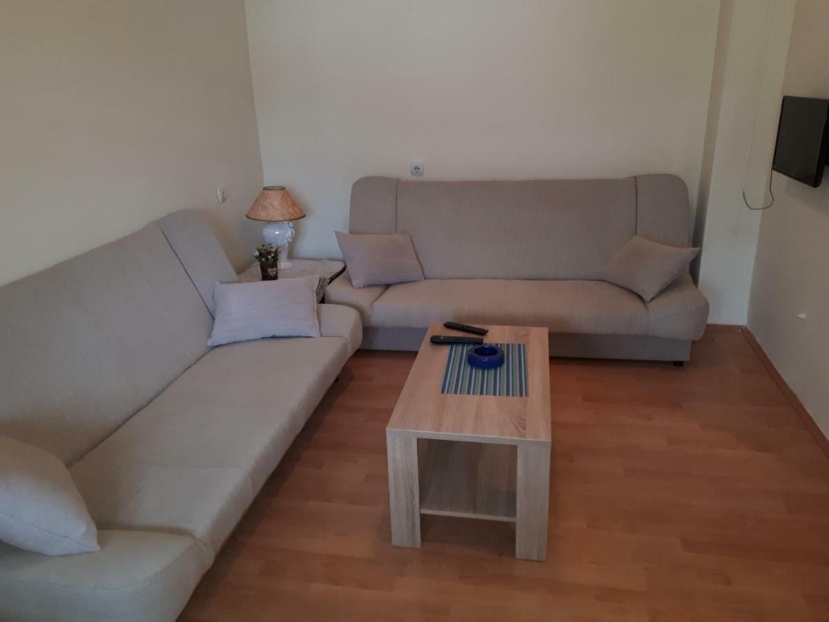Apartment Tanja Требинье Экстерьер фото